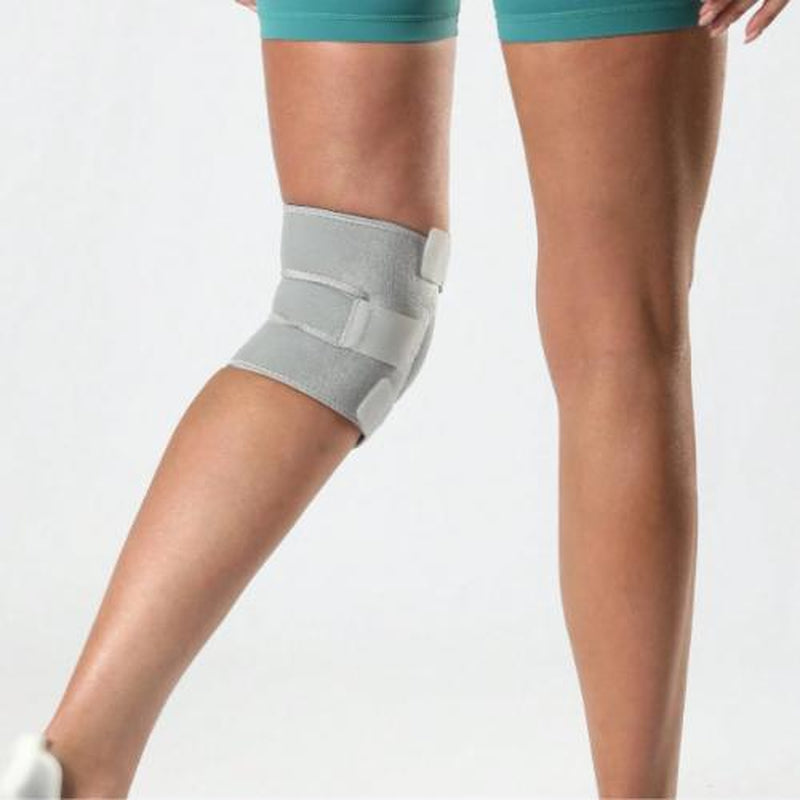 1 Piece Adjustable Knee Support Patellar Protection with Breathable Holes for Basketball Running Weightlifting
